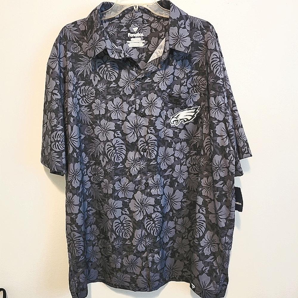 NFL Fanatics Philadelphia Eagles Floral Patterned Hawaiian Style Button-Up Shirt